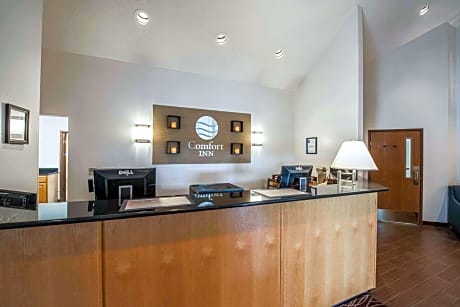 1 King Bed, Nonsmoking