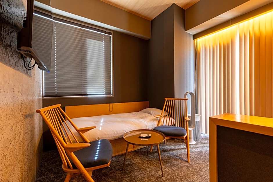 HOTEL TOMOS ASAKUSA