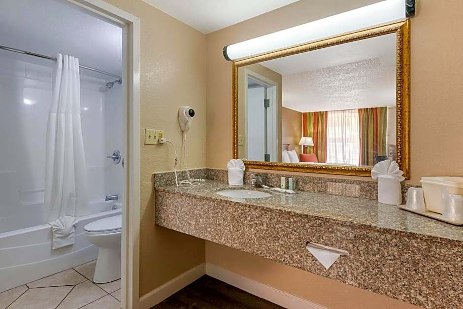 Quality Inn & Suites Conference Center