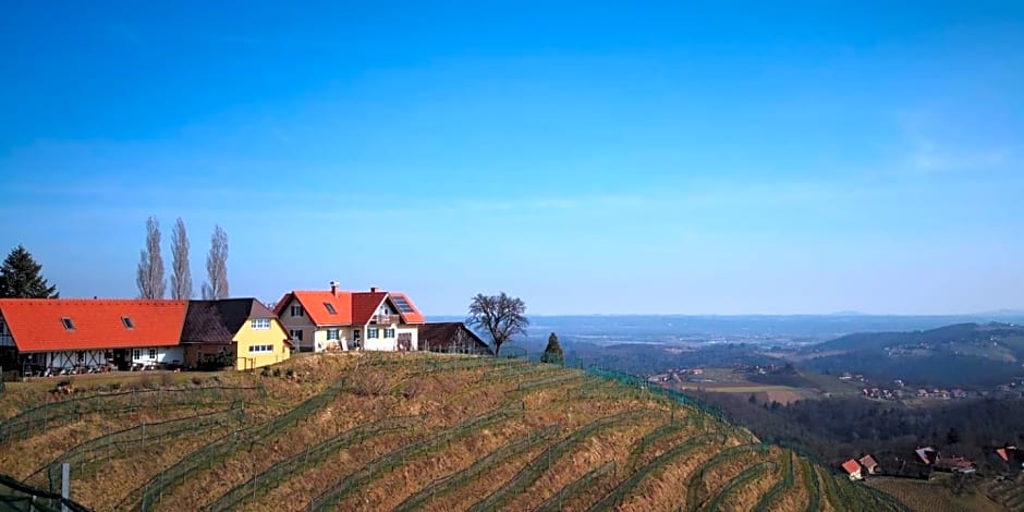 Weingut Albert, Familie Cramer