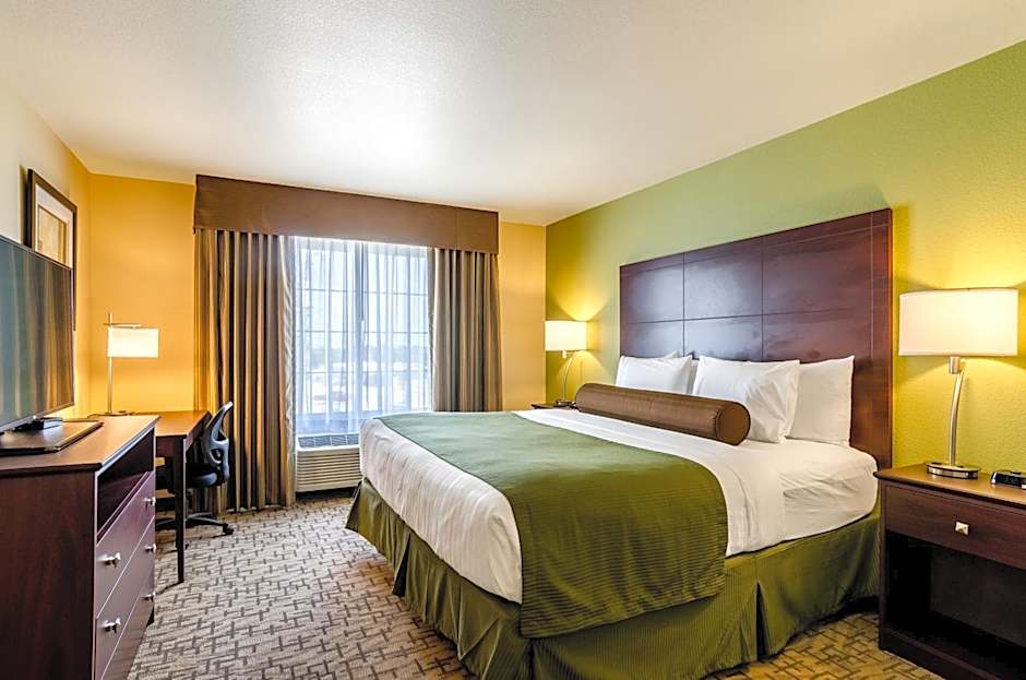 Cobblestone Hotel & Suites - McCook