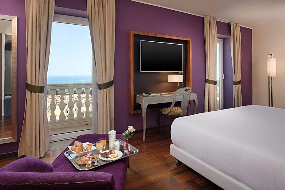 NH Collection Taormina