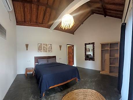 Deluxe Double Room with Balcony and Sea View