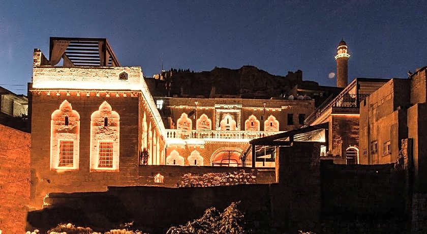 Mardius Tarihi Konak