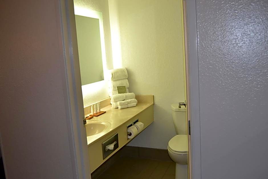 Country Inn & Suites by Radisson, Fairview Heights