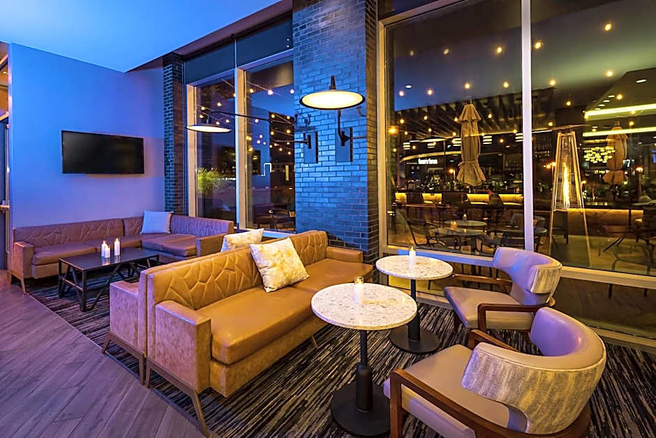 Hyatt Place Milwaukee Downtown