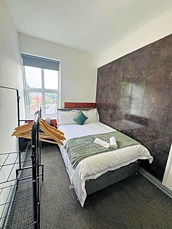 Double Room with Shared Bathroom