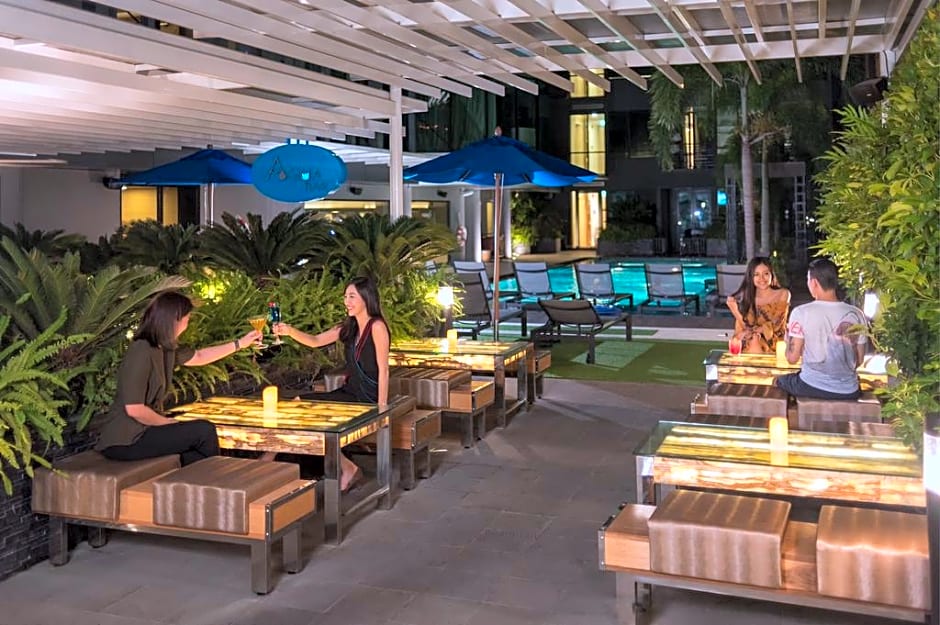 Solitaire Bangkok Sukhumvit 11