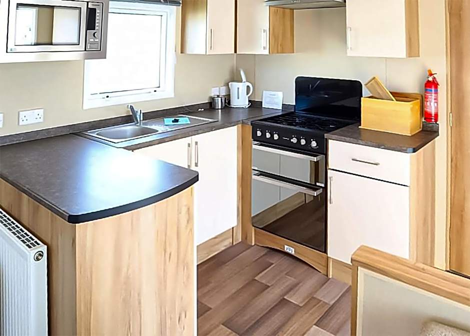 Merryfield And Sandfield