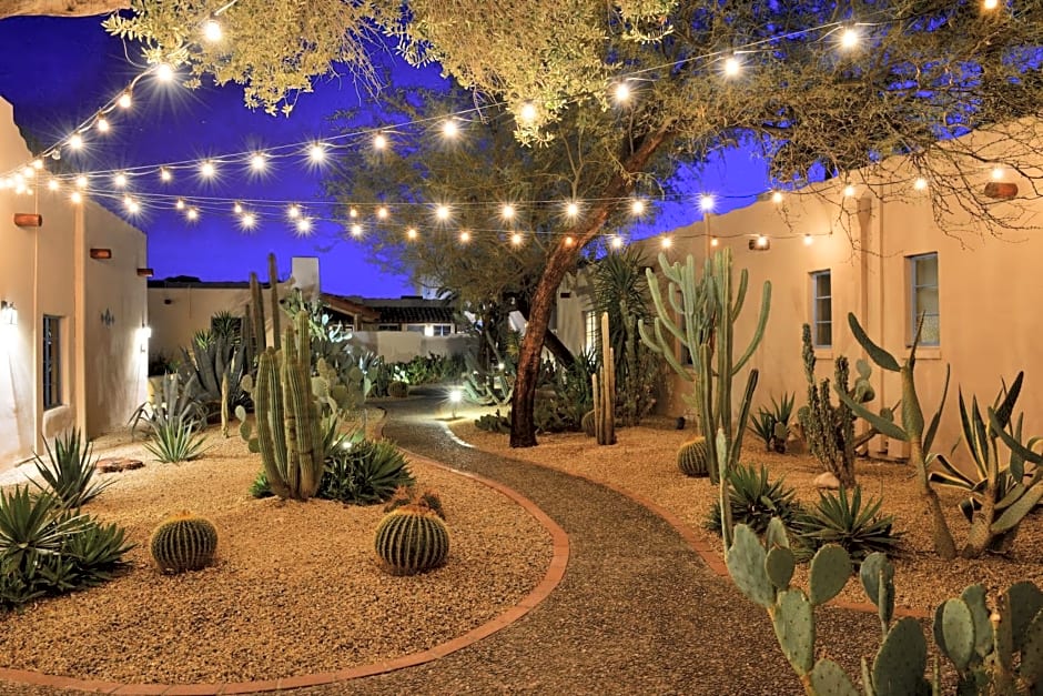 Lodge On The Desert