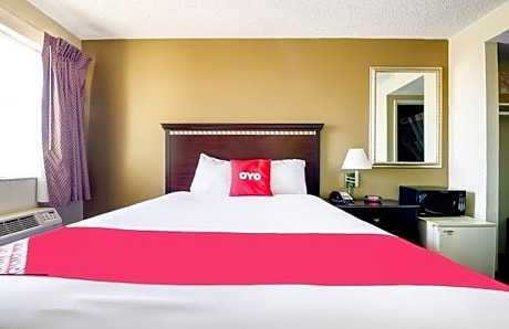 Queen Bed Accessible