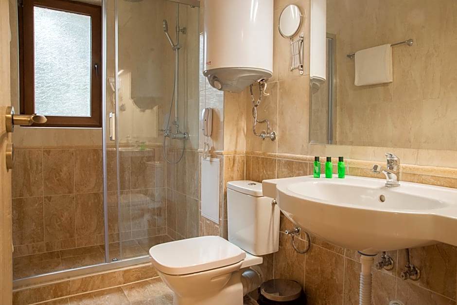 Vemara City Boutique Hotel-free parking