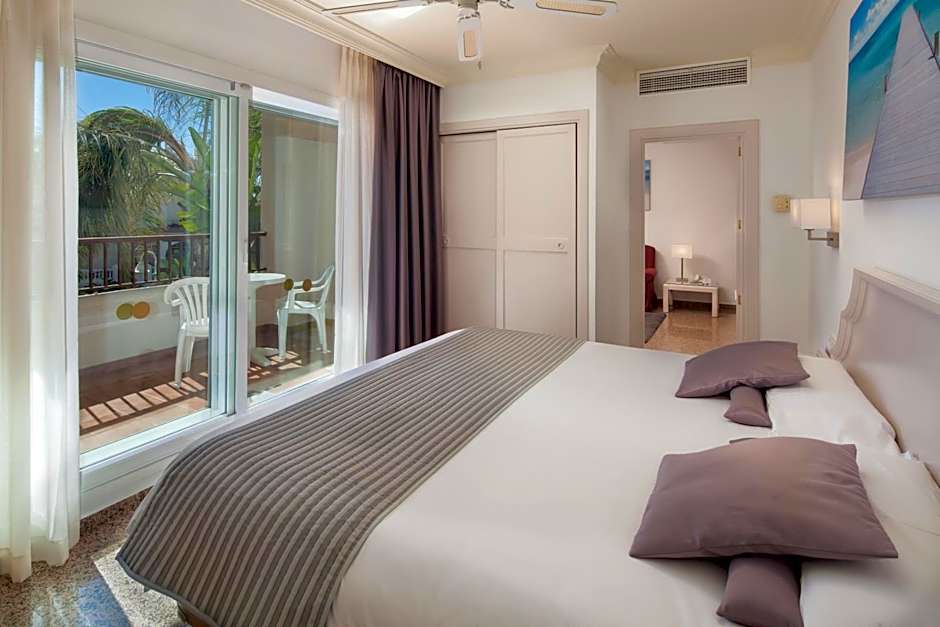 Mac Puerto Marina Benalmadena Hotel