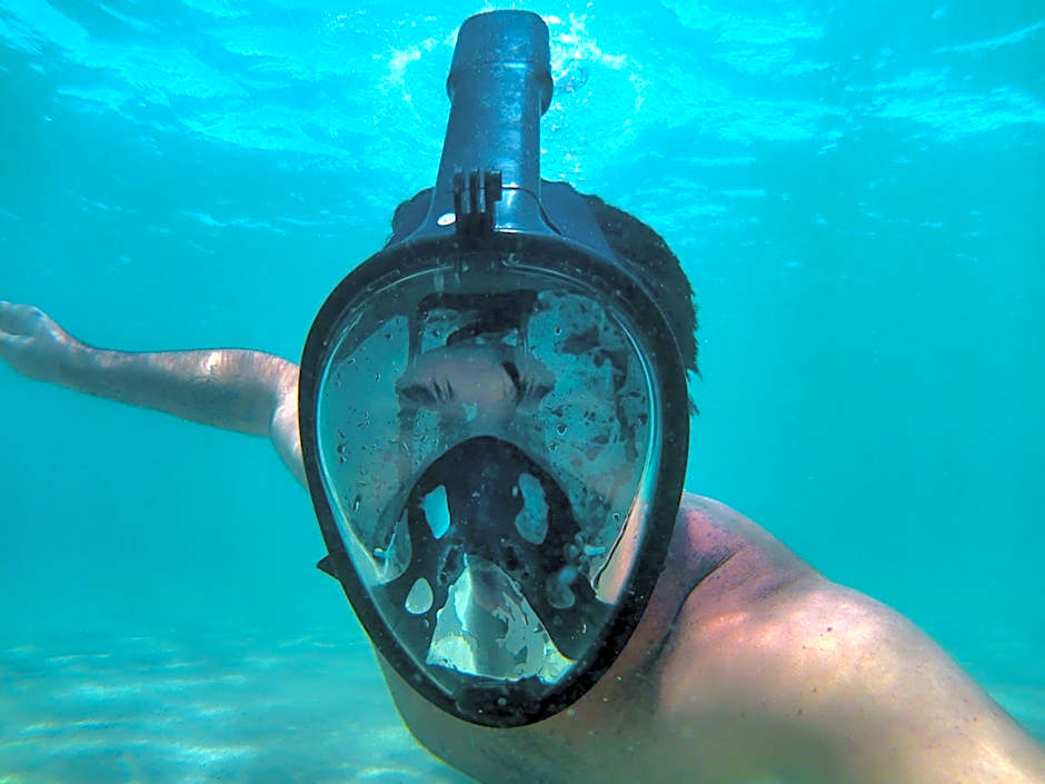 Gênesis Beach Hostel! Quartos compartilhados e privativos na Pinheira