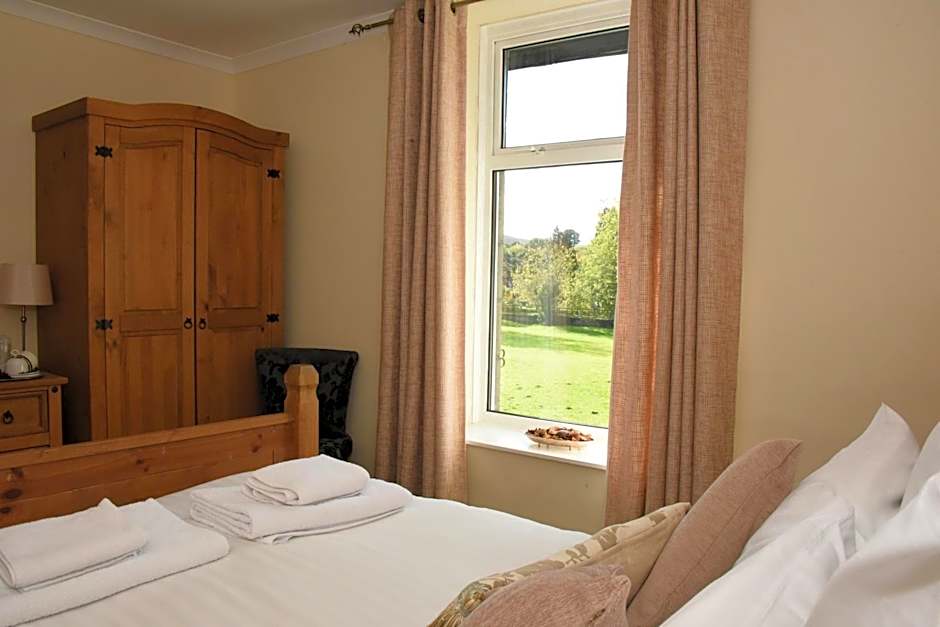 The Llanelwedd Arms Hotel