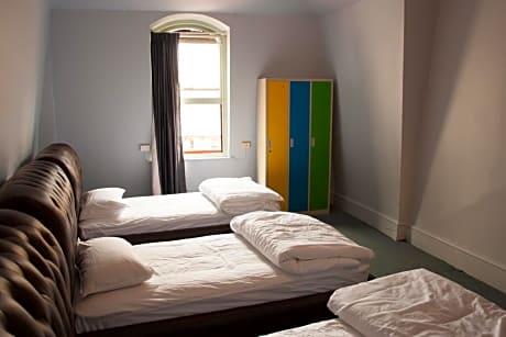 Single Bed in 3 Bed Mixed Dormitory