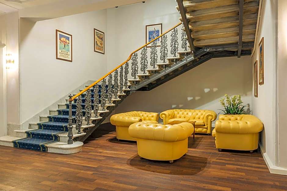 Hotel Reine Victoria by Laudinella