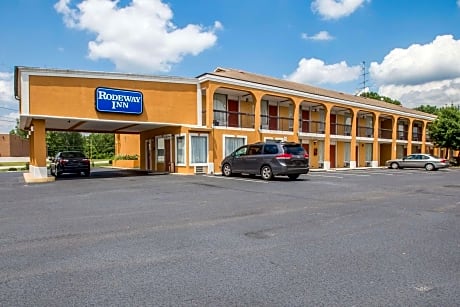 Rodeway Inn Laurens