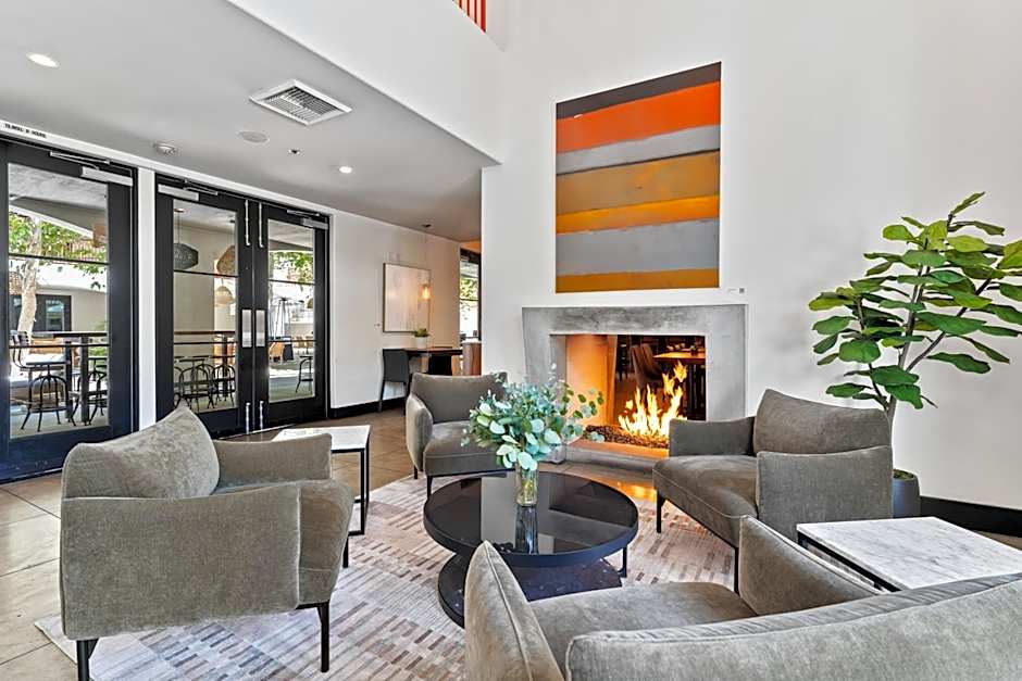 Hotel Casa 425 + Lounge, A Four Sisters Inn