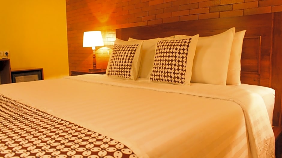 Anang Bed & Breakfast Syariah by Ndalem Beong