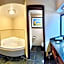 Hamilton Inn Select Beachfront Mackinaw City