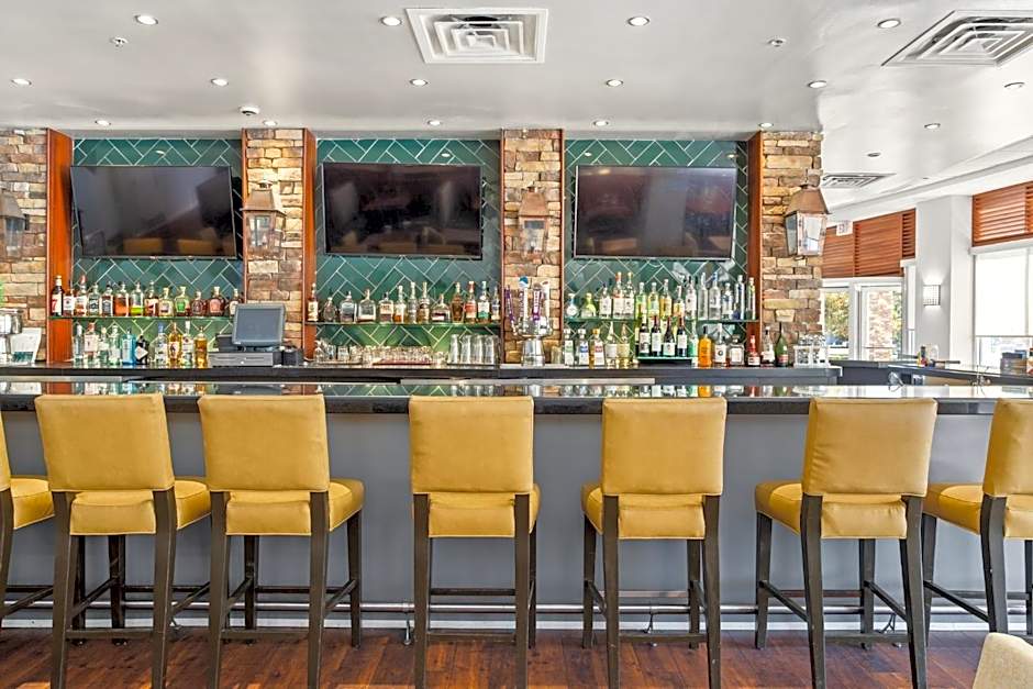 Holiday Inn Baton Rouge College Drive I-10 By IHG