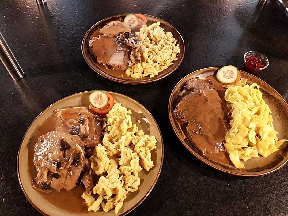 Adler Gaststube Hotel Biergarten