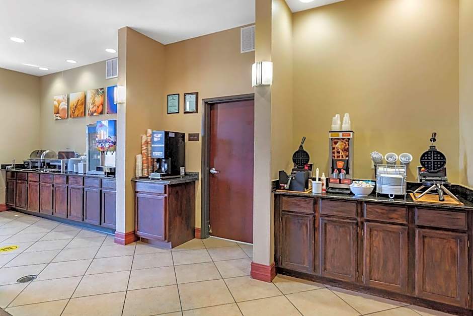 Comfort Suites Airport South