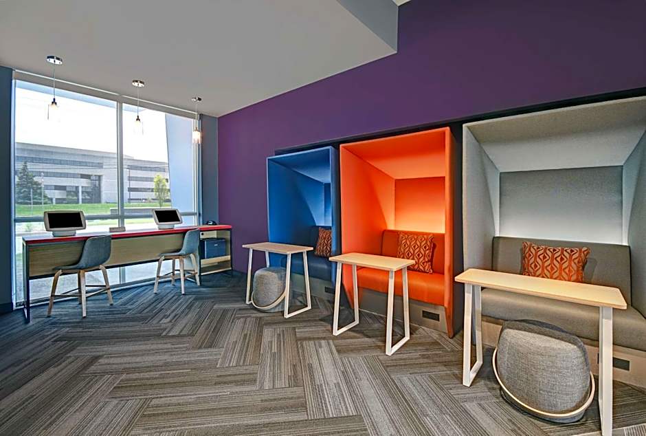 Tru By Hilton Troy Detroit, MI