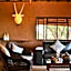Zwahili Private Game Lodge & Spa