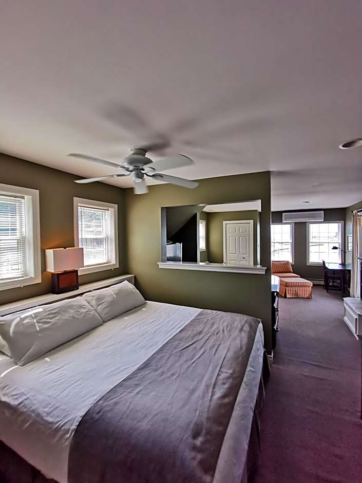 Inn on the Harbour and Telegraph House