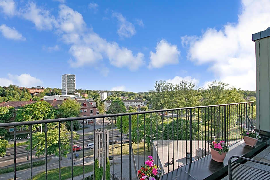 First Hotel Brommaplan