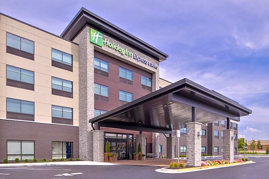 Holiday Inn Express And Suites Olathe West By IHG