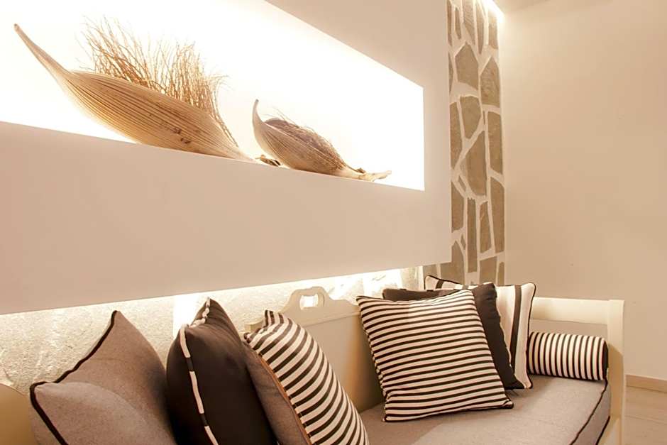 Malibu Boutique Studios & Bungalows