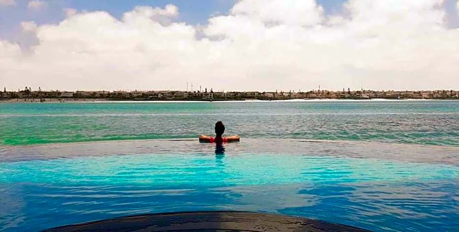 Golden Ocean Marina Hotel