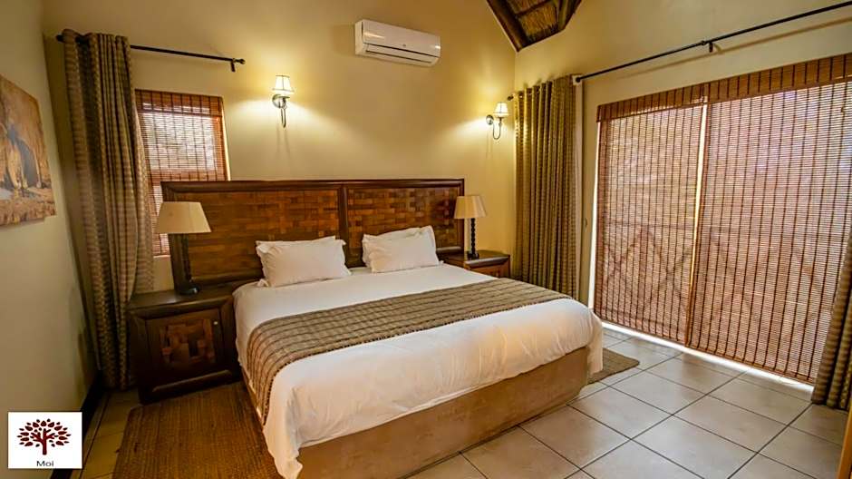 Zebula Golf and Wildlife Estate - Open Plains Pax 10 - Moi Signature Luxury villa