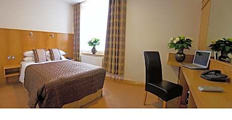Quad Room