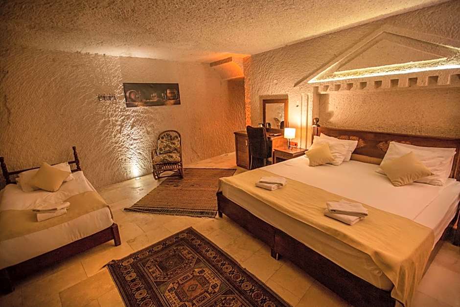 Hermes Cave Hotel