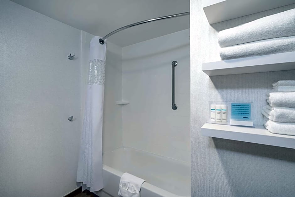 Hampton Inn Frostburg