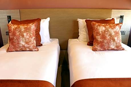 Twin Room – Park Side