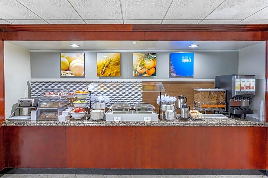 Comfort Inn Paramus - Hackensack