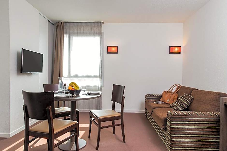 Adagio Access Marseille Saint Charles Aparthotel