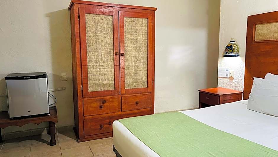 Hotel B&B by Playa del Karma