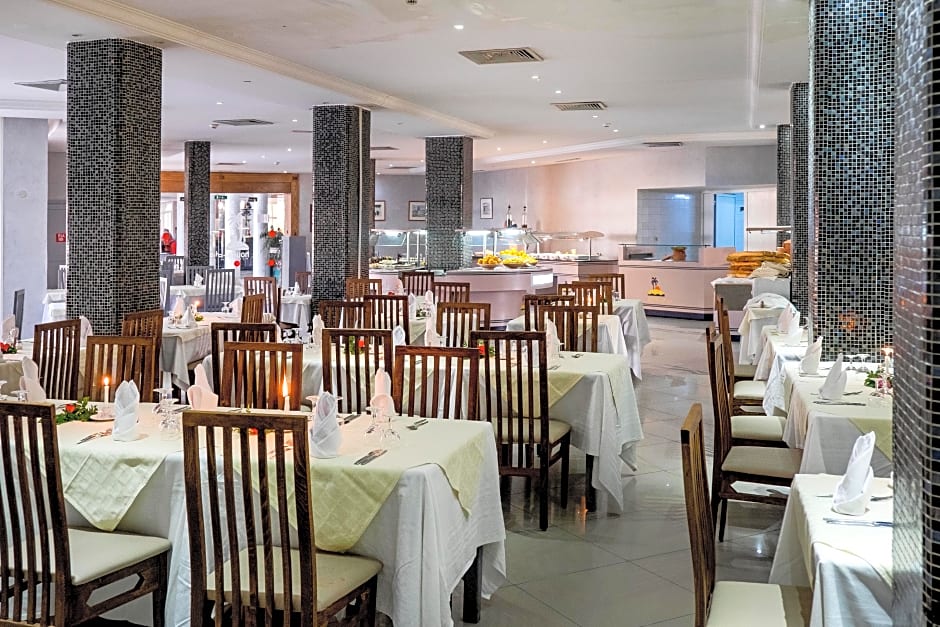 Houda Yasmine Marina & Spa