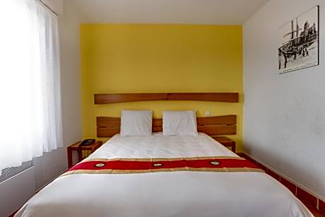 Standard Three-Bedroom Apartment