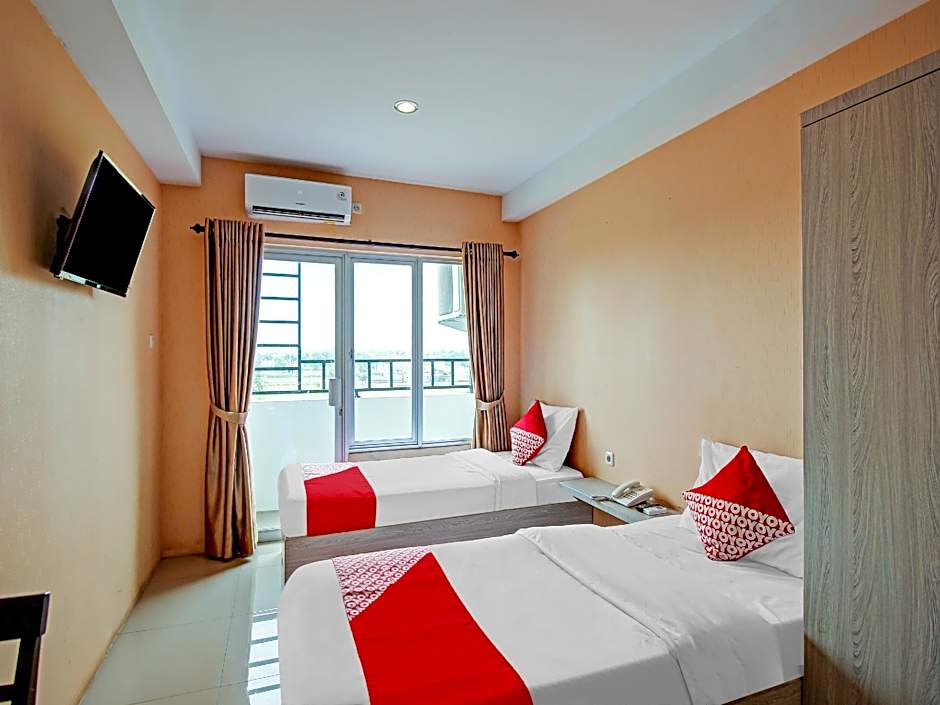 Super OYO 90245 Tridasa