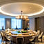 Yuexiu Hotel Guangzhou, Curio Collection by Hilton