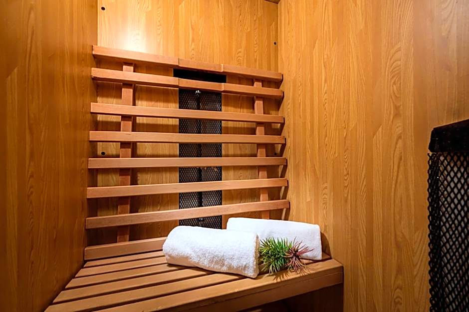 HOTEL MOBILIA (Adult Only)