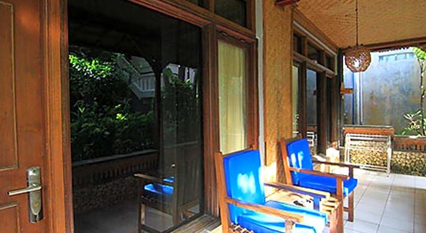 Dewa Bharata Bungalows Candidasa