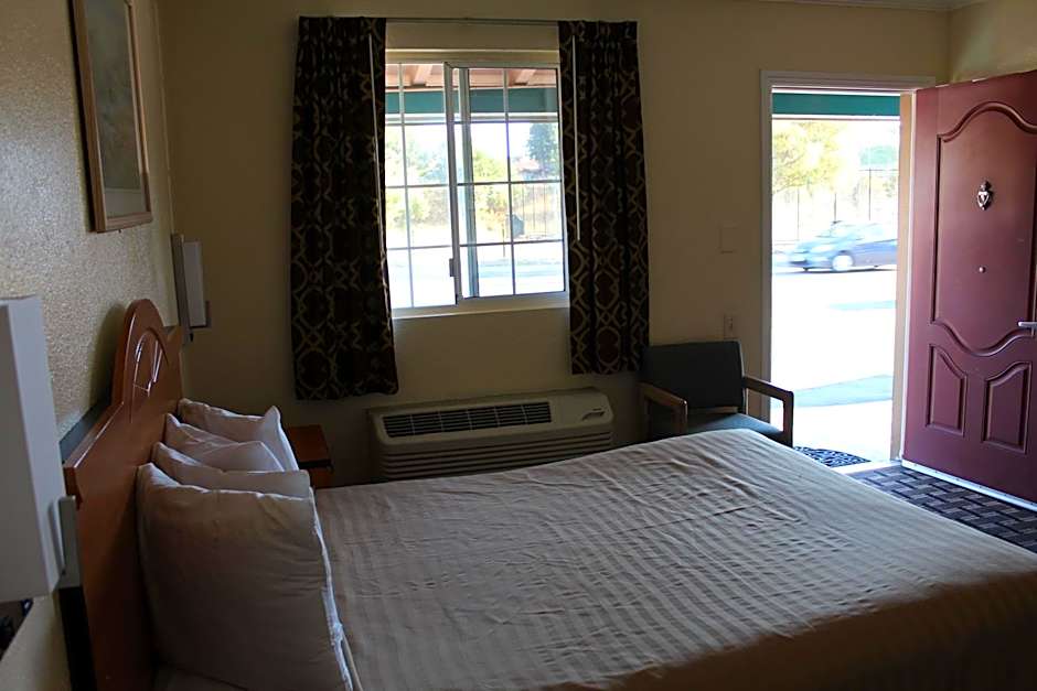 Riverside Inn & Suites Santa Cruz